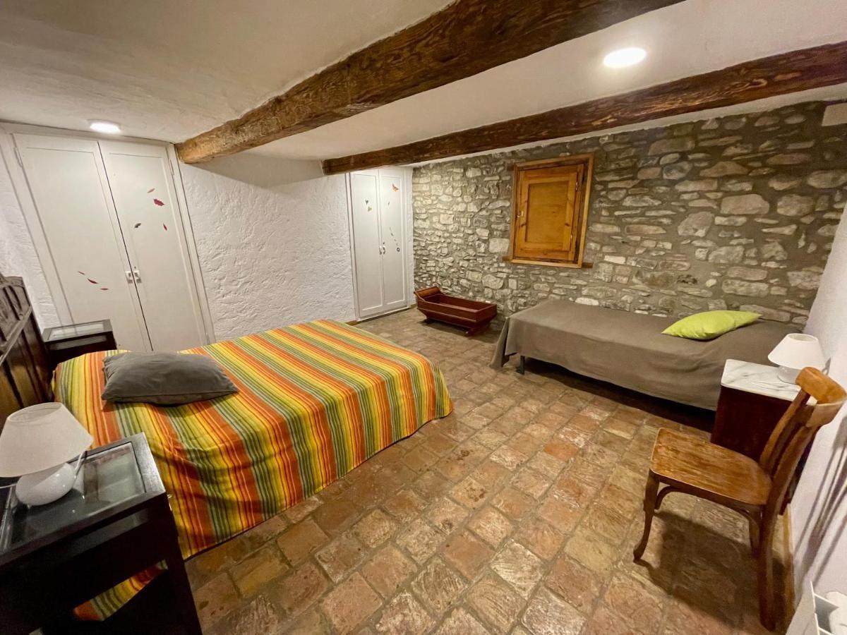Apartamento Rural Con Encanto Can Salvador Borreda Exterior photo